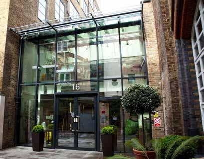 REGNO UNITO LONDRA EXECUTIVE SEDE D'ESAME COVENT GARDEN INTERNATIONAL HOUSE La scuola si trova in un edificio dei primi del 900 nel cuore della città, nella prestigiosa zona di Covent Garden.