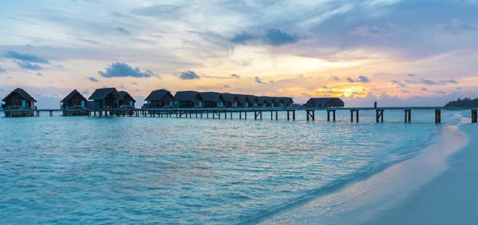 Camere Lo stile e il design delle 33 suite e ville overwater sono come quelle di nessun altro resort di lusso alle Maldive.