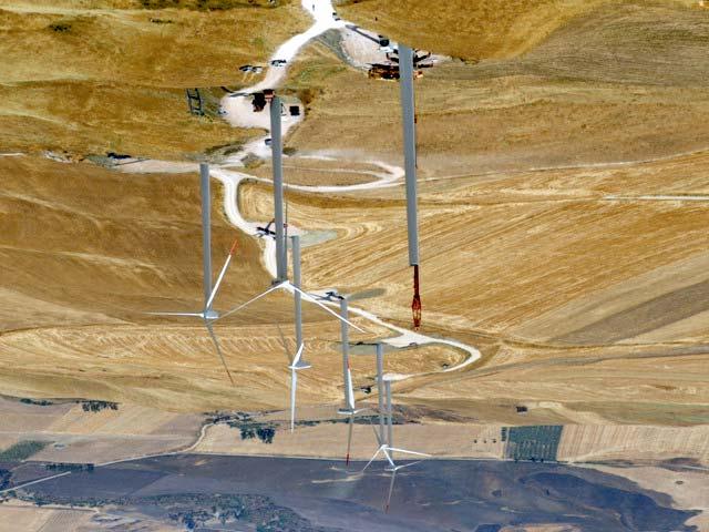 Energia Eolica soluzione per un approvvigionamento energetico sostenibile Referenze chiave Misure eoliche con più di 260 torri