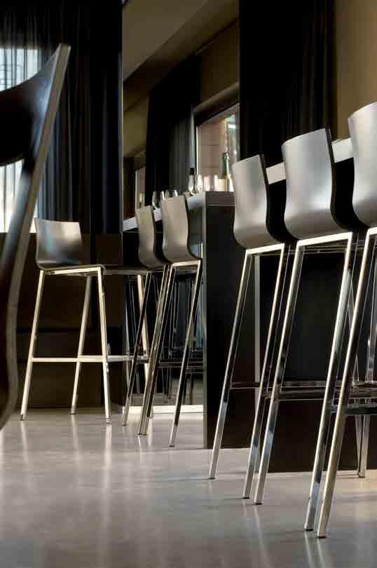 Kuadra bar stool, multilayer veneered shell, available in bleached oak, black or wengé stained, ebony or zebrano finishes,