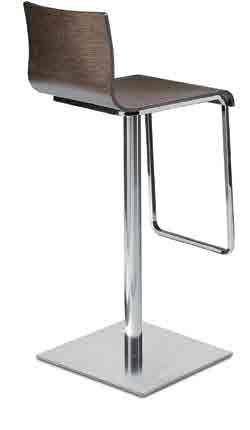 1322/F - 1326/F) oppure Ø16 mm cromato o cromato opaco (Art. 1332/F - 1336/F). Kuadra bar stool, brushed stainless steel central base and column 50x50 mm. Swivel, in automatic return mechanism.