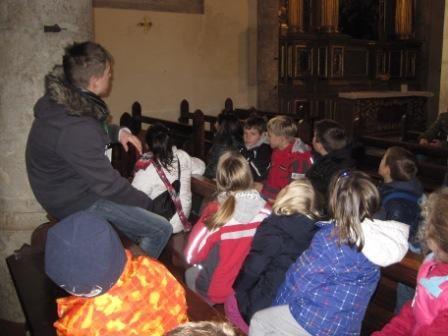 di Manuel Tomas cl. 4 Venerdì 22 novembre, con la scuola siamo andati a visitare la chiesa Arcipretale a Pieve.