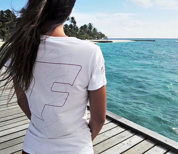 SEACLUB MAAYAFUSHI 265 FORMULA SEACLUB ALL INCLUSIVE Gli ospiti del SeaClub potranno usufruire durante tutto il loro soggiorno dei seguenti servizi (nei luoghi e negli orari prefissati): assistenza a