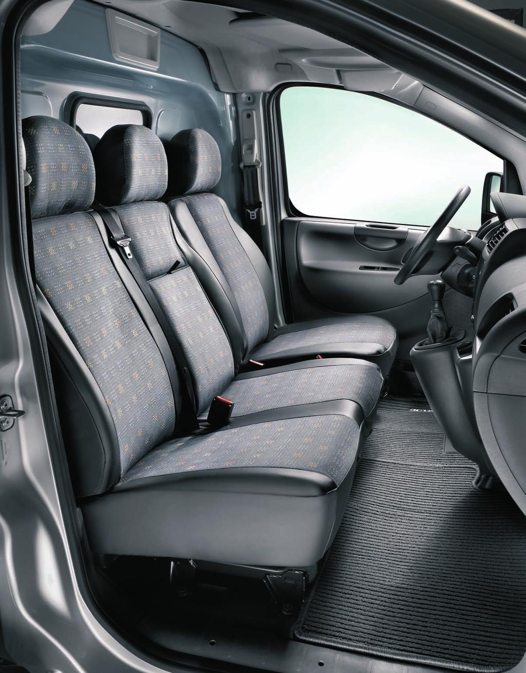 Ordine a bordo tappeti in moquette anteriore per veicolo furgone con 2 sedili oppure 1 sedile più panchetta.