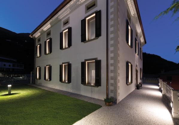 Canonica del Vicario, Palazzago, Bergamo, Italy ph. Paolo Stroppa NANOLED FRAME Apparecchio incasso d accento Corpo monoblocco in acciaio INOX AISI 316L.