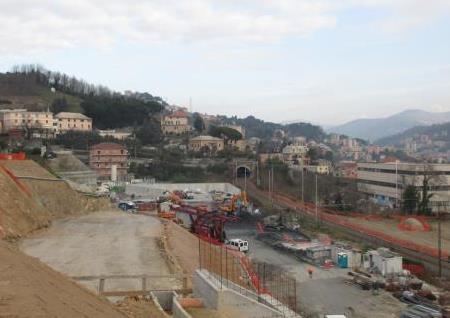 Cantieri area Fegino (GE) Il Cantiere Fegino è l area da cui inizia la realizzazione della nuova infrastruttura verso Genova ATTIVITA : In corso l adeguamento dell attuale sede
