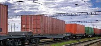 0,5 cent /tonn km (**) ipotesi di 2 TEU/camion e costo di