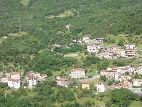 leggibile dal versante opposto (si vedano le fotografie di seguito