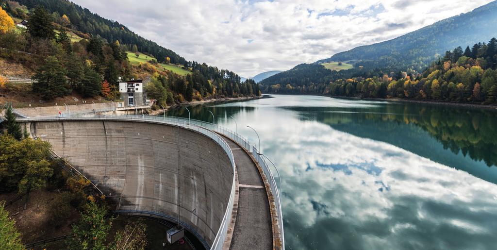 In Val Pusteria l acqua scorre da millenni. Noi la trasformiamo in energia pulita.