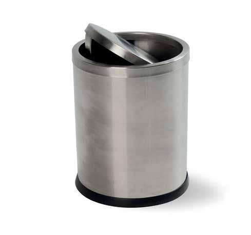Enamelled metal pedal bin Materials: stainless steel Colours: LB237010 - white, LB237020 - chrome Ø 7,87" x 11" h Capacity: 1,32 gallon Details: removable internal plastic bucket LBEMP250