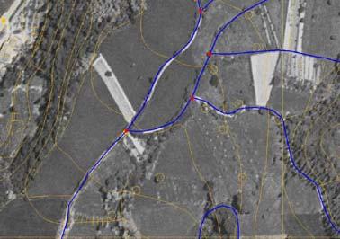 Note:derivata per proiezione planimetrica della giunzione di grafo corrispondente 3D 01 tipo 01 confluenza/biforcazione 02 cambio tipo di viabilità mista secondaria Attr: 01 tipo attributo che