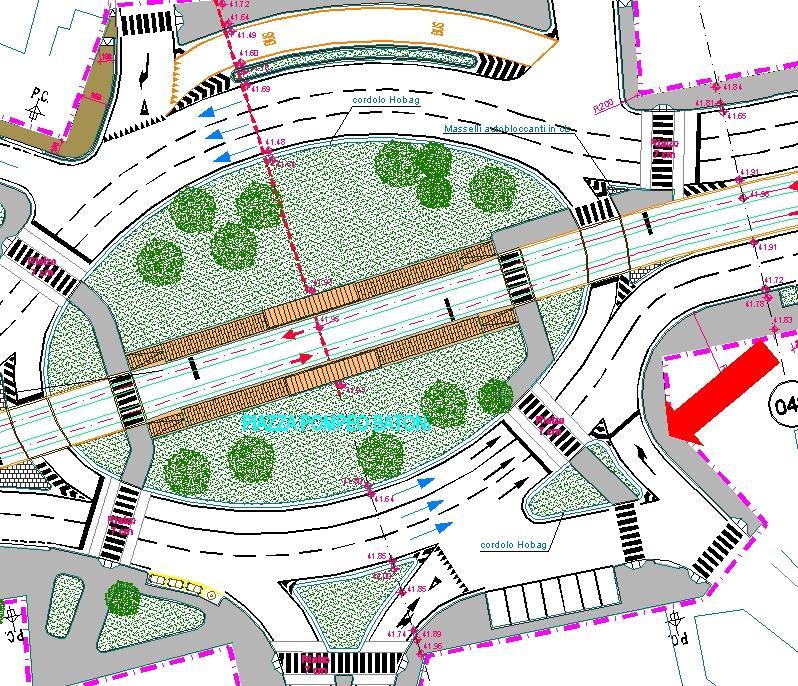 - L attestazione dei veicoli sulla corsia di rientro lato ovest della piazza, subito dopo l attraversamento della sede tranviaria, non consente la