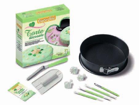 die Zubereitung und die Dekoration Kuchen Kit base para preparer y decorar las pasteles CODE CM PACK EAN 15685 28 x 27 x 7,5 4 8006043 156850 Confezione: Scatola /