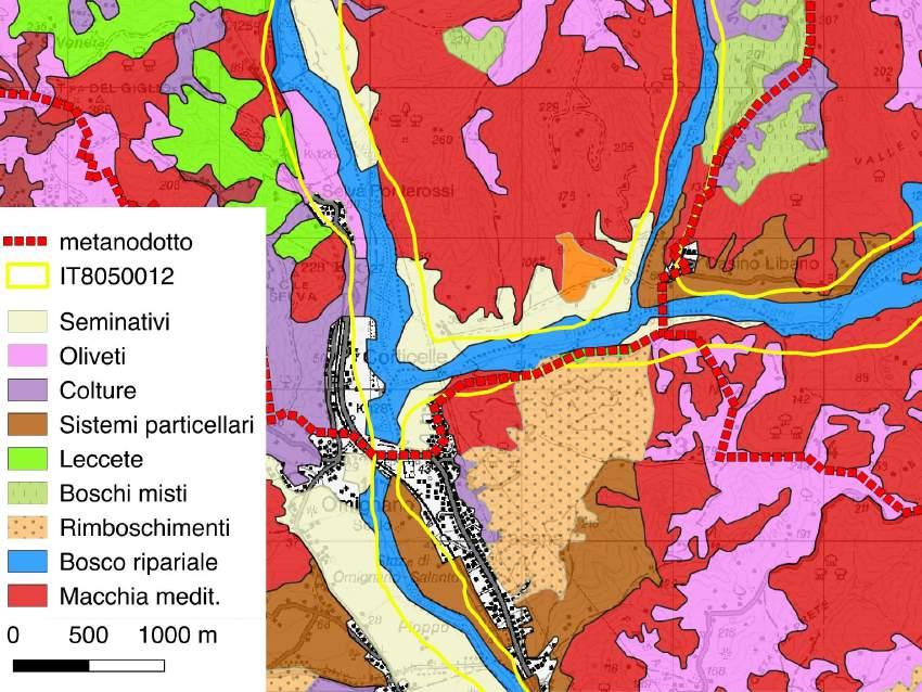 L attraversamento dei corsi d acqua sono realizzati sui ponti stradali, senza occupare l alveo fluviale. Il tracciato segue una strada asfaltata sotto il cui sedime viene montata la tubazione.