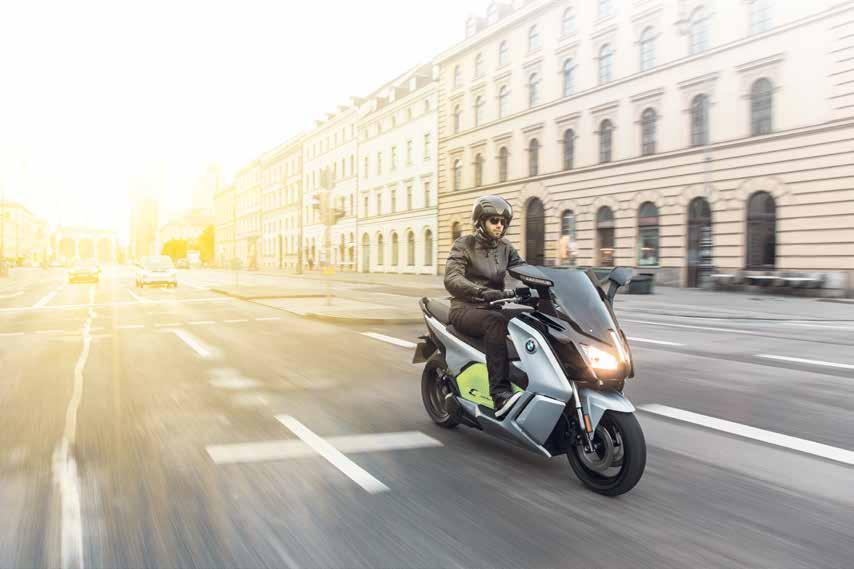 Il BMW C evolution unisce sostenibilità, dinamicità e agilità con un design che non passa mai inosservato.