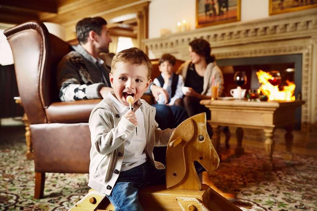 INNOVAZIONI DI PROCESSO E PRODOTTO Cavallino bianco (Val Gardena- Trentino Alto Adige)da piccolo Maso di montagna a leader come Family Spa Grand Hotel di Lusso. www.cavallino-bianco.