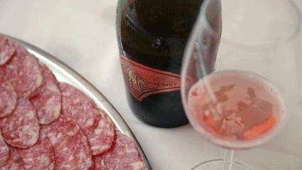 Durante un escursione nel Modenese conosciamo anche un ottimo Lambrusco ed assaggiamo in un