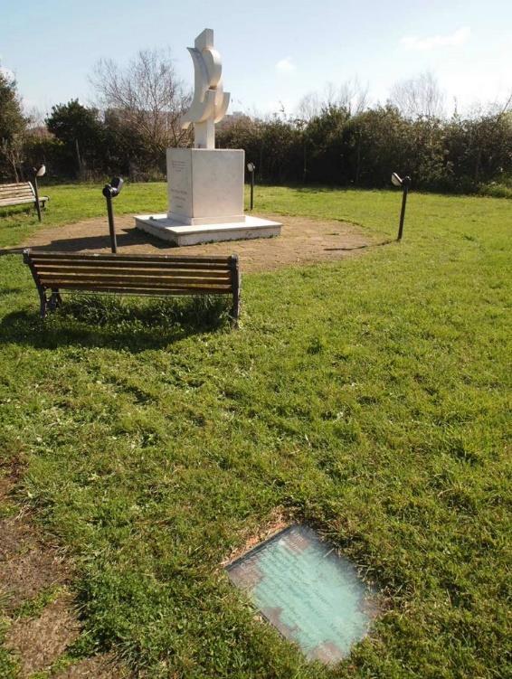 Ostia Idroscalo. Monumento sul luogo dell'assassinio di Pier Paolo Pasolini. (foto D.