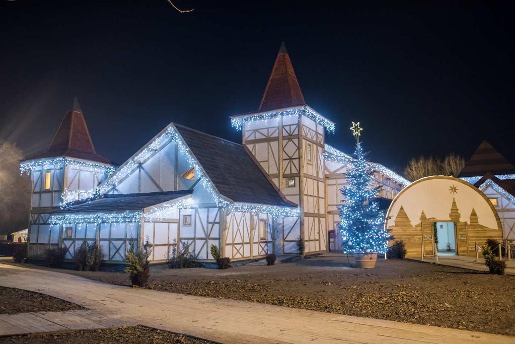 Il Sogno del Natale 3 La Venaria Reale ospita Il Sogno del Natale, un imponente magico villaggio nell'area dei Giardini della Reggia con il Quartiere generale di Babbo Natale, la Pista di