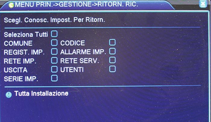 KIT DI VIDEOSORVEGLIANZA A COLORI IP E possibile abilitare l eliminazione dei file più vecchi. RIAVVIO AUTOMATICO: per il riavvio automatico del Combo DVR.