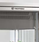 - Ventilation grids and internal bottom in laser-finished stainless steel.