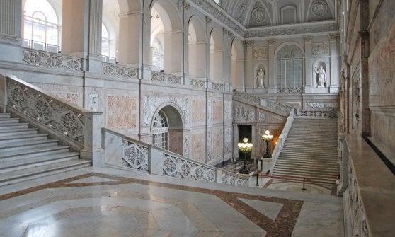 Palazzo Reale Tour guidato alla scoperta di quella che fu la residenza storica dei viceré spagnoli per oltre centocinquanta anni.