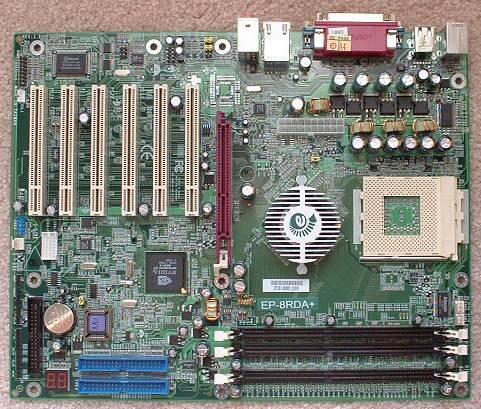 La Scheda madre Porte Slot PCI Chipset BIOS