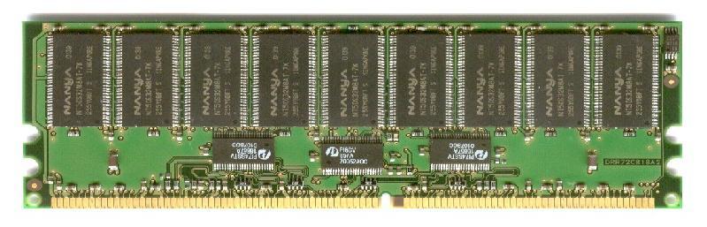 La Memoria RAM La memoria RAM (Random Access Memory) è una memoria volatile nella quale sono conservati i dati in attesa di essere elaborati dalla CPU o dopo l elaborazione, in attesa di essere