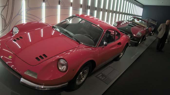 All arrivo a Maranello subito al visita al Museo Storico Ferrari e prova al simulatore di Formula 1 per alcuni dei soci.
