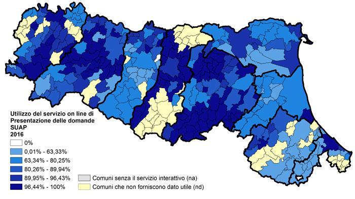 Domande SUAP Pur essendo il livello di utilizzo del servizio elevato (84,5%), deve essere evidenziata la quota significativa di domande gestite ancora con modalità off line nonostante l obbligo