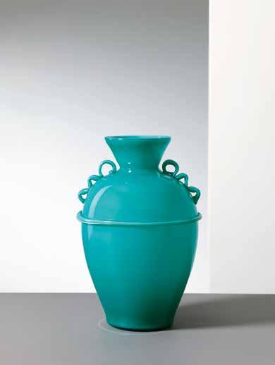 128 A VASE BY E. BAROVIER Stima 3.500-4.000 887. VENINI (ATTRIB. A) Specchio da tavolo anni 40.