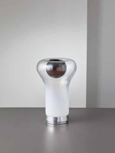 SOTTSASS Lampada da ta tavolo, Stilnovo 2001. Vetro, ceramica smaltata cm 30x16 A TABLE LAMP BY E.