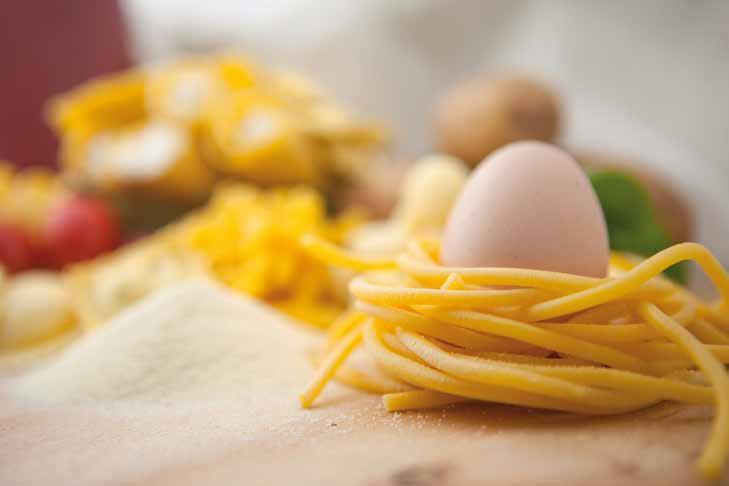 La nostra azienda La Bolognese è un azienda a conduzione familiare situata in Firenze che produce pasta fresca all uovo, pasta fresca all'uovo ripiena, gnocchi di patate.