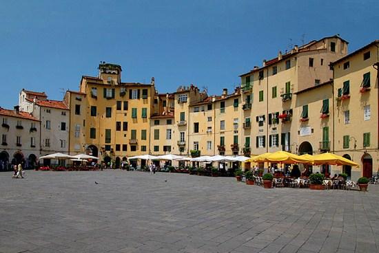 di Lucca