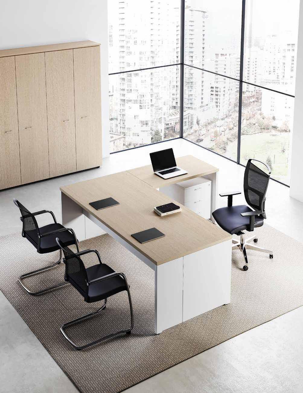 The differentiation of colours and finishes between the worktop and the structural panels make each and every workstation different and personal.