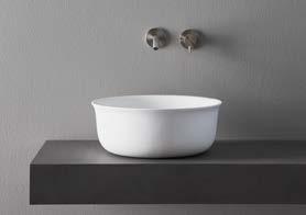 This basin can be made in matt Korakril or glossy Gelcoat. Available with the basement of the same material or made in clay bricks.