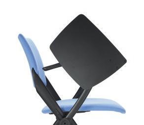 Solida e di ampie dimensioni (A4) permette alla seduta di impilarsi.