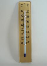 temperatura varia di 6 C ogni 1000 m = 1 C ogni 166 m Al suolo la