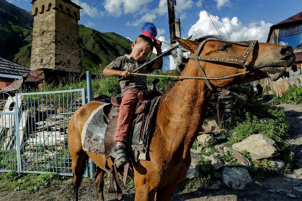 Programma giornaliero Gg Data Programma 1 venerdì 19 luglio 2019 ITALIA KUTAISI inizio workshop 2 sabato 20 luglio 2019 KUTAISI - ZUGDIDI MESTIA 3 domenica 21 luglio 2019 MESTIA USHGULI 4 lunedì 22