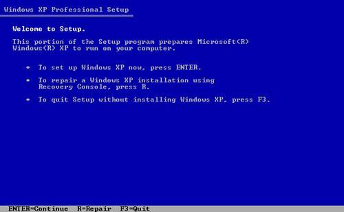 Passo 2 Viene aperta la finestra "Installazione di Windows XP Professional". Durante questa parte della configurazione, il mouse non funziona, quindi è necessario utilizzare la tastiera.