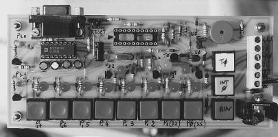 MICROCONTROLLORE AT89C2051 Un piccolo-grande processore con economico sistema di sviluppo.