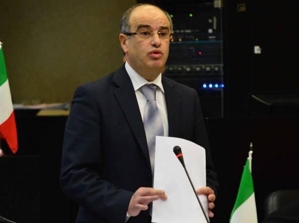 Interrogazione urgente del presidente del gruppo regionale di Direzione Italia/Noi con l'italia, Ignazio Zullo.