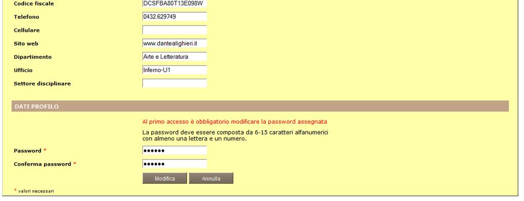 L amministratore dell orario comunica, tramite una e-mail, che è possibile l accesso al sistema EasyCourse da parte dei docenti; il docente accede al Software tramite l indirizzo web comunicate via