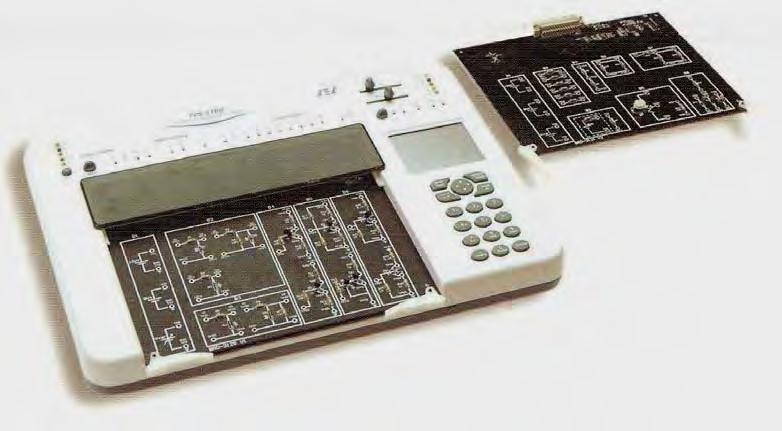 Tecnologie e soluzioni per la Scuola Laboratorio didattico innovativo EB 3000 - Universal Training System TUTTO IN UNO: Sistema completo per lo studio dell elettronica Lineare, Analogica, Digitale,