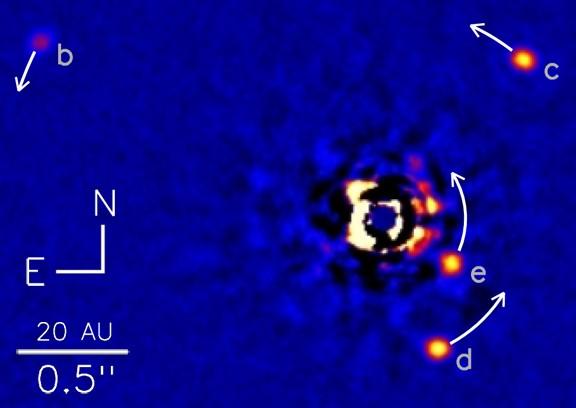 Sistema planetario di HR 8799 (quarto pianeta) Distanza: 130