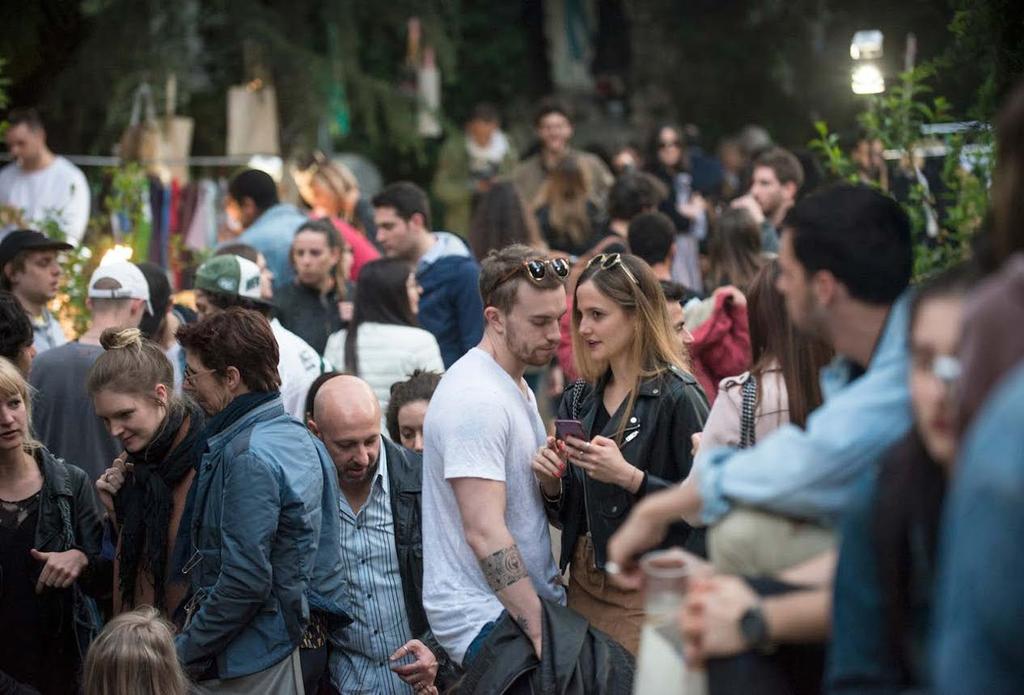 ZONA SANTAMBROGIO è il distretto meno convenzionale della Milano Design Week, oltre ad essere uno dei più recenti.