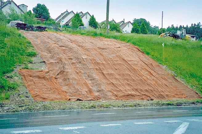 La soluzione giusta per ogni situazione SYTEC TerraMur 2 Bello e verde Il sistema di sostegno verde è adatto alla costruzione di muri di sostegno o di rivestimento con una sistemazione frontale verde