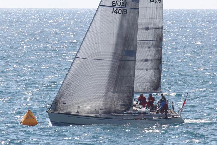 Leonardo Servi con la sua Scricca, primeggia anche alla Roma x Tutti sia in IRC che in ORC Overall, così come alla 100 di Montecristo in ORC, mentre Simone Taiuti a bordo di