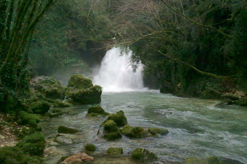 NATURALISTICO figura 14 Cascata di