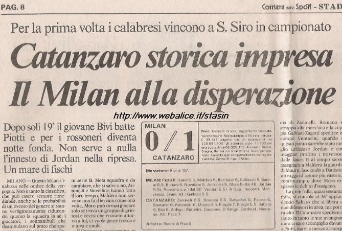 1981-82 Riepilogo SERIE A ASCOLI AVELLINO BOLOGNA CAGLIARI CATANZARO CESENA ASCOLI 1-1 2-1 2-1 2-1 1-0 1-1 0-0 1-1 2-2 1-0 1-0 0-0 0-1 0-0 3-0 AVELLINO 1-0 0-1 1-4 1-0 2-0 1-1 1-2 0-0 0-1 0-1 2-0 3-0